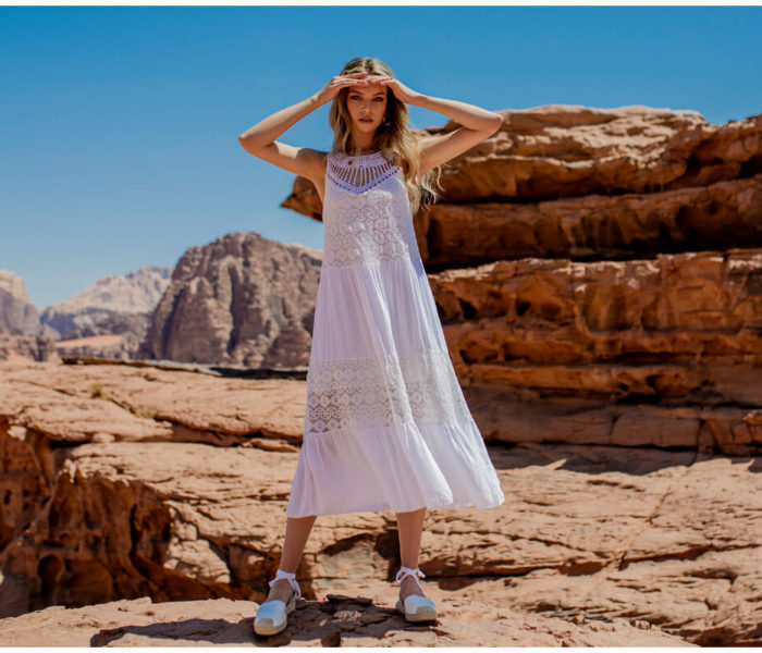 Summer maxi dresses wholesale – which are worth having?