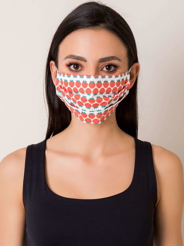 Protective mask in strawberries