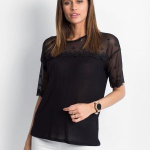 Attraction black blouse