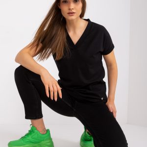 Black Solid Color Basic T-Shirt with Severine V-Neckline