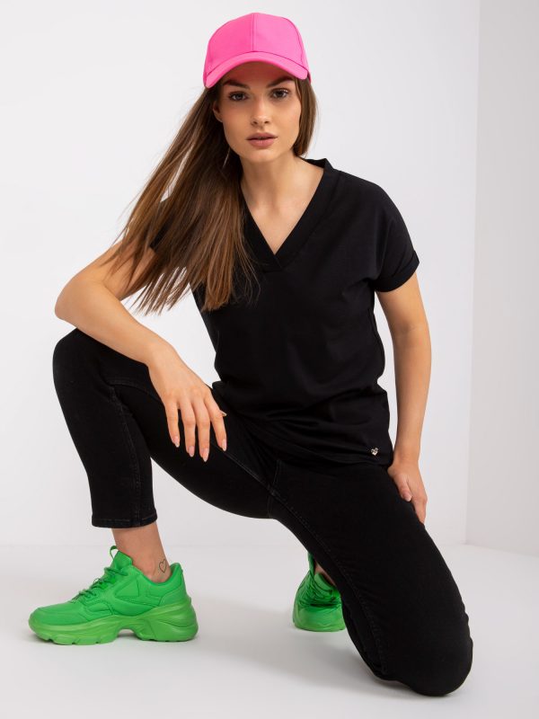 Black Solid Color Basic T-Shirt with Severine V-Neckline