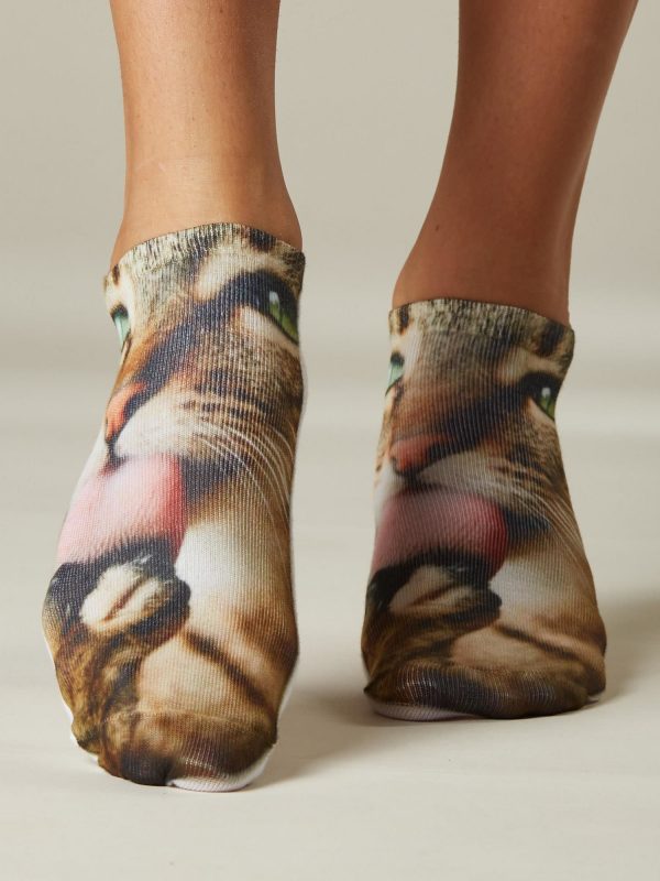 Women's socks with cat