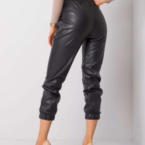 Ninette RUE PARIS black leatherette pants