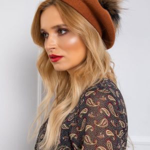 Light brown knitted beret with pompom