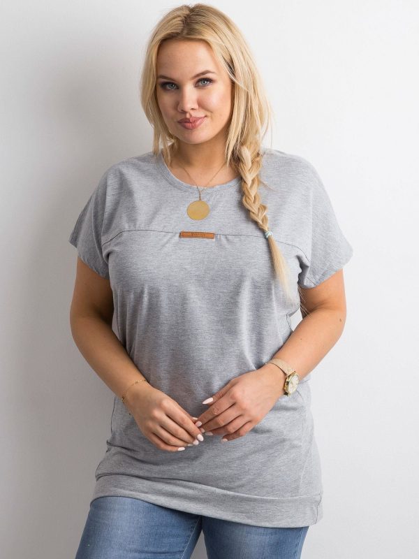 Gray tunic with a neckline on the back