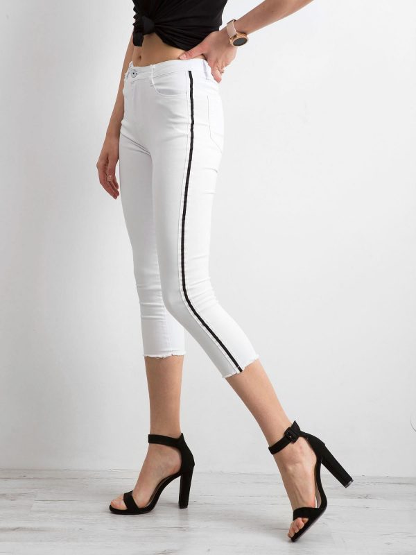 White skinny jeans with stripe