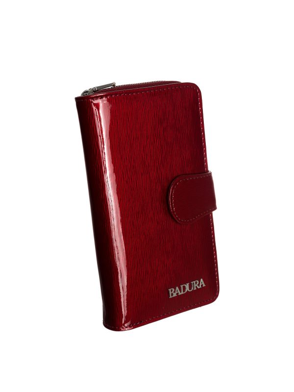 Women's red vertical wallet with BADURA clasp