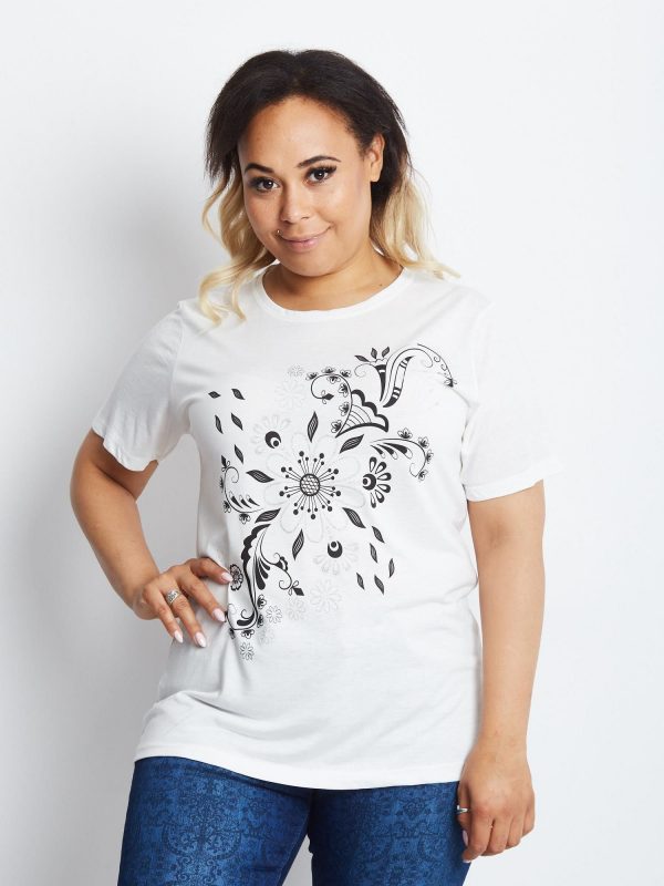 White T-shirt plus size Celebrity