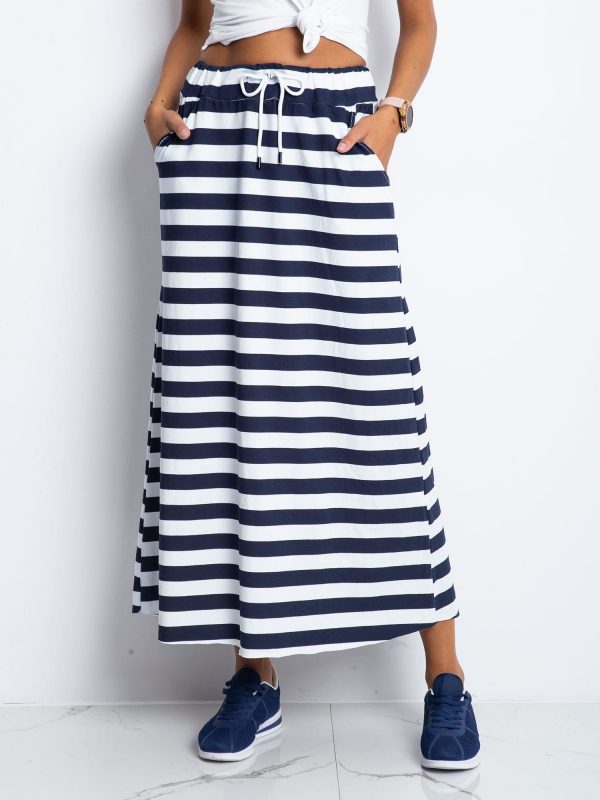 White and navy blue skirt Faultless