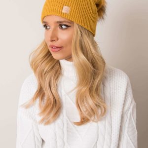 Mustard beanie hat with pompom RUE PARIS