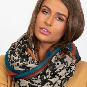 Black and beige pattern scarf