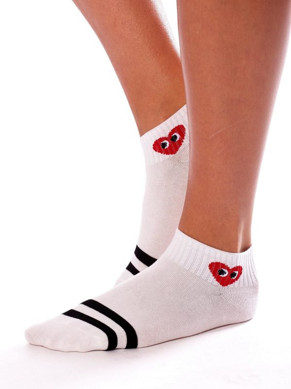 White socks with hearts 3-pack