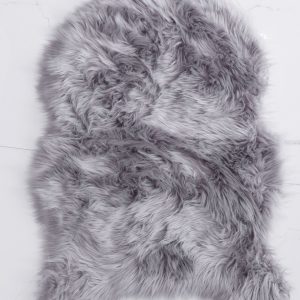 Grey shaggy rug