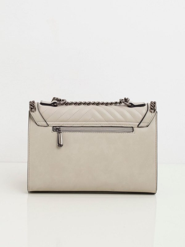 Light grey bag with chain