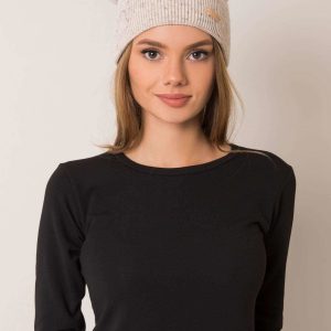 Women's beige hat with pompom RUE PARIS