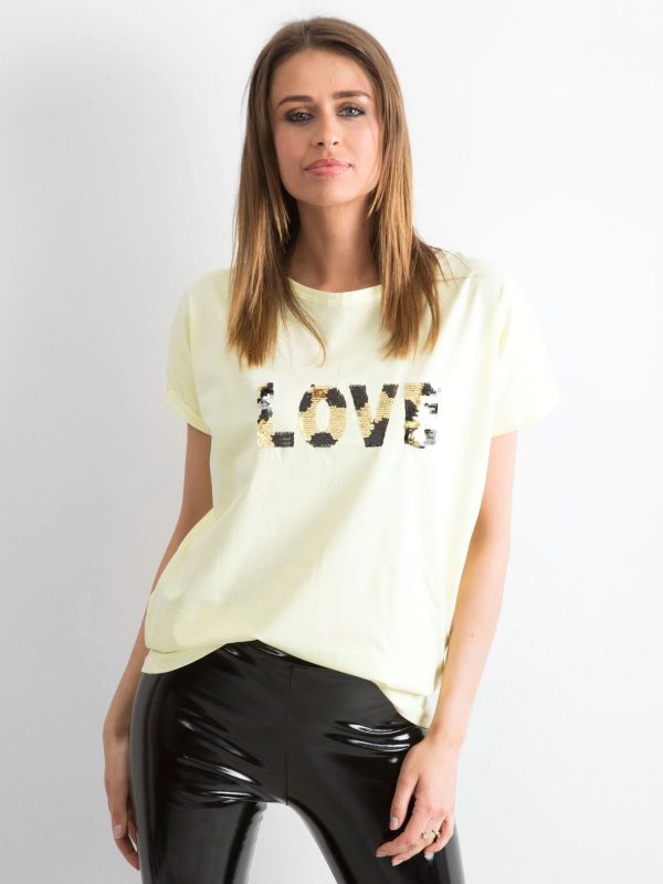 Light yellow loose-fitting t-shirt Lovers