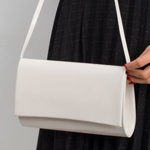 Ecru lacquered clutch bag