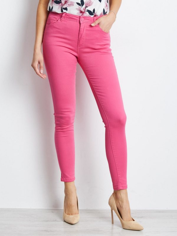 Dark pink pants Meaning