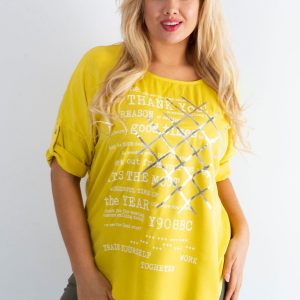 Plus size blouse with yellow print