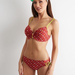 Brendi's burgundy swimsuit with patterns