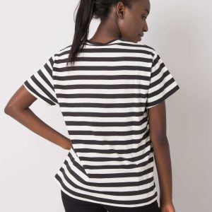 Black and white t-shirt with print by Juliana