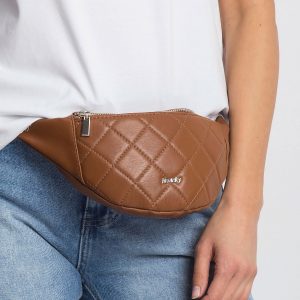 Brown quilted leather kidney