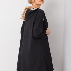 Zoe's black tunic