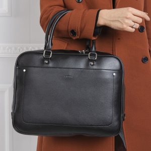 Black Rectangular Ladies Bag