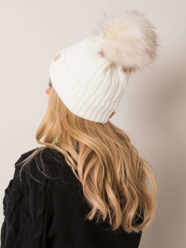 Ecru winter hat RUE PARIS