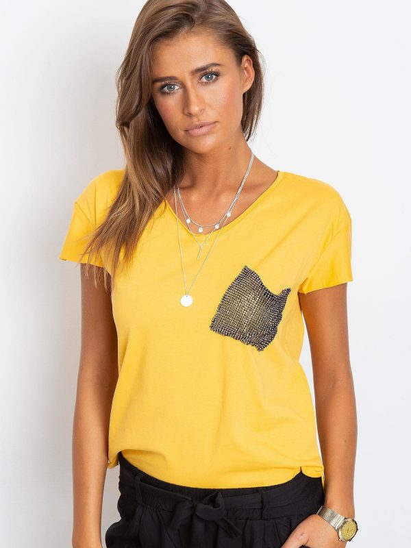 Yellow T-shirt Shelly