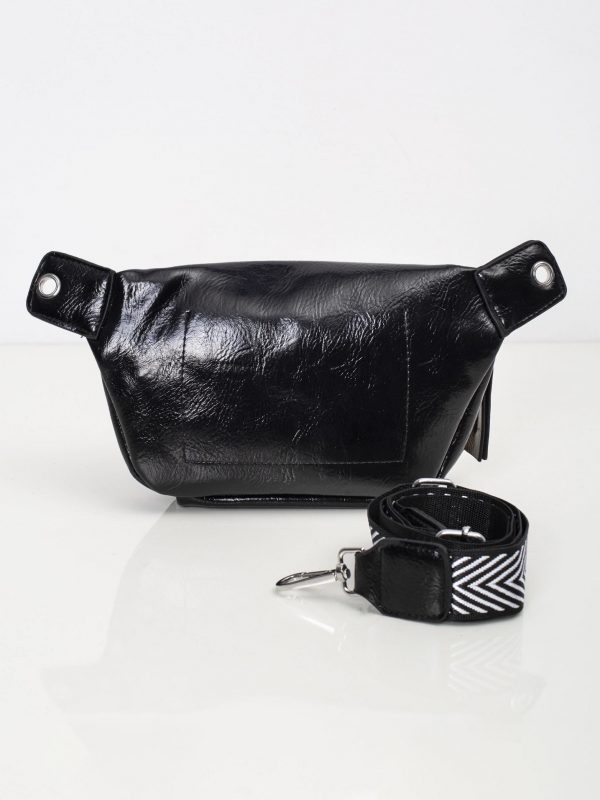 Black eco-leather kidney sachet