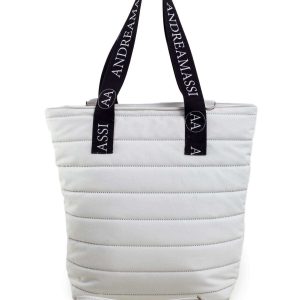 White quilted bag with detachable strap