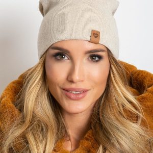 Beige beanie hat with wool