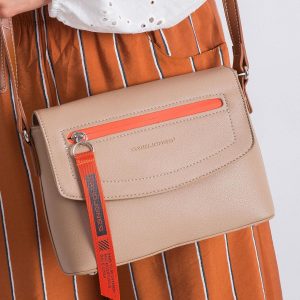 Women's Caramel Handbag made of eco-leather