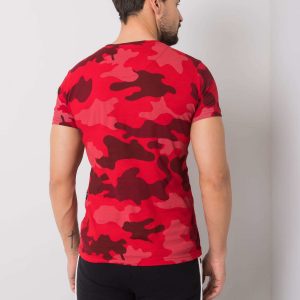 Red camo men's t-shirt with text print