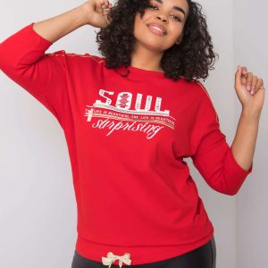 Red blouse with the inscription Marilia