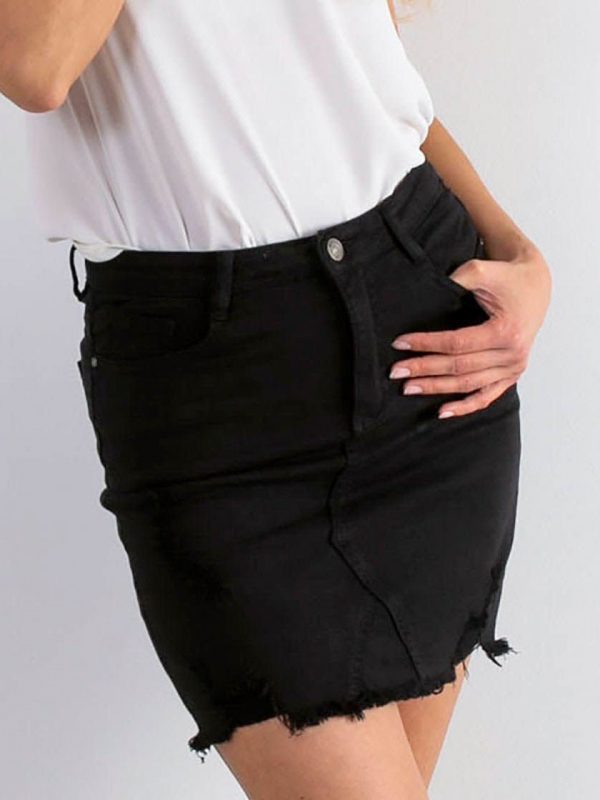 Black Ditzy Skirt