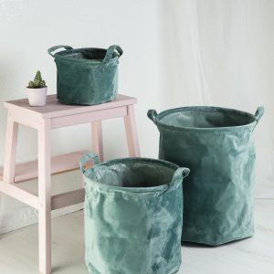 Green velvet basket with handles