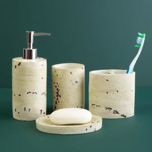 Light Green Toiletries