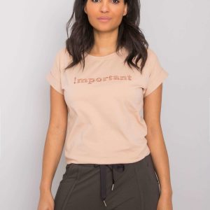 Beige t-shirt with the inscription Saniyah