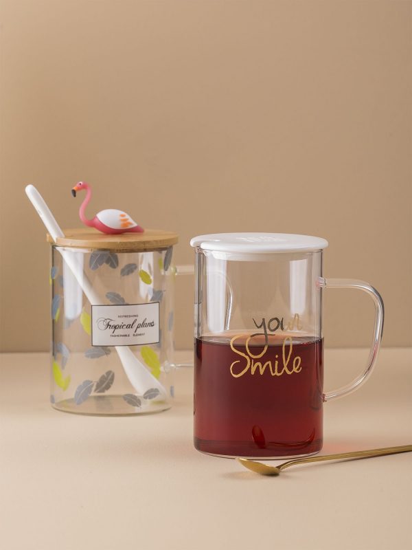 Glass mug with lid