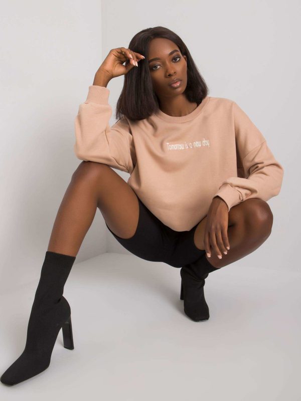 Beige sweatshirt with inscription Yanett