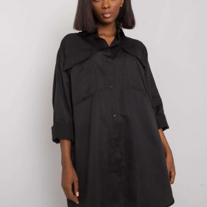 Edvina's black long shirt