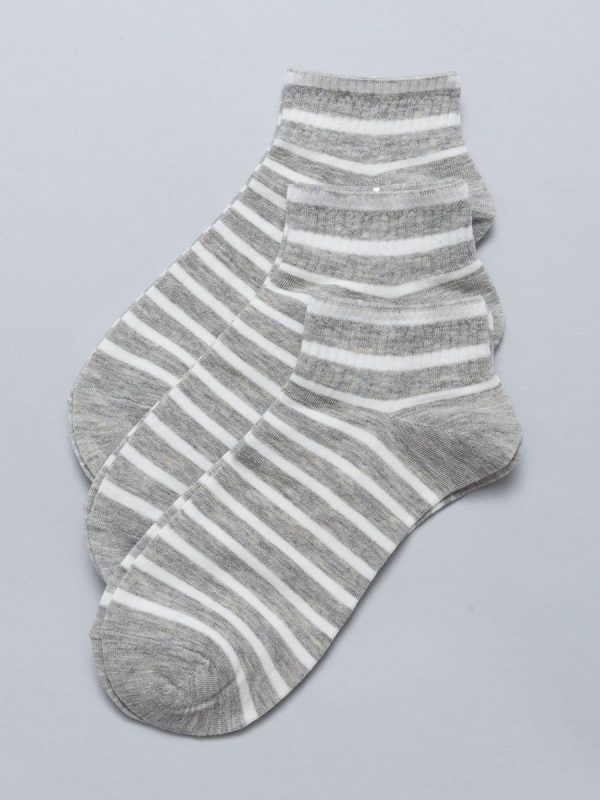 Gray striped short socks 3 pack