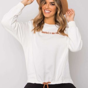 White sweatshirt with the inscription Yanett