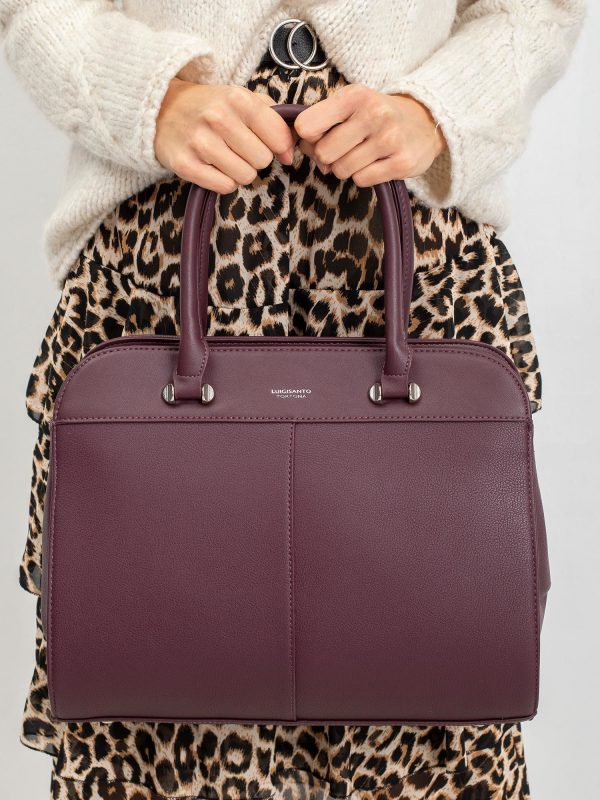 Plum shoulder bag with detachable strap