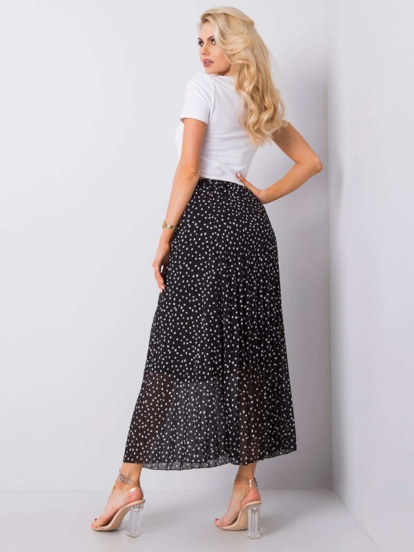 Black pleated skirt by Beatriz SUBLEVEL