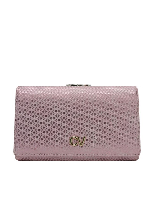 Pink wallet with bigiel clasp