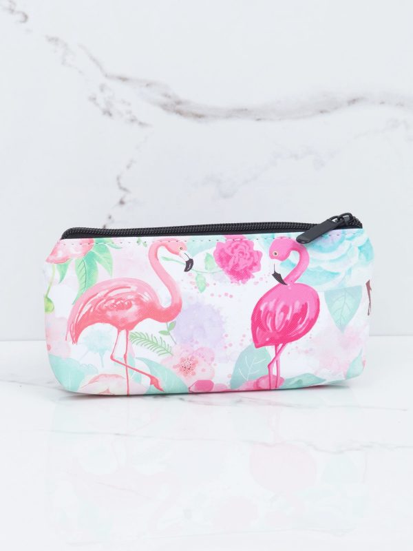 White cosmetic bag in flaminigi