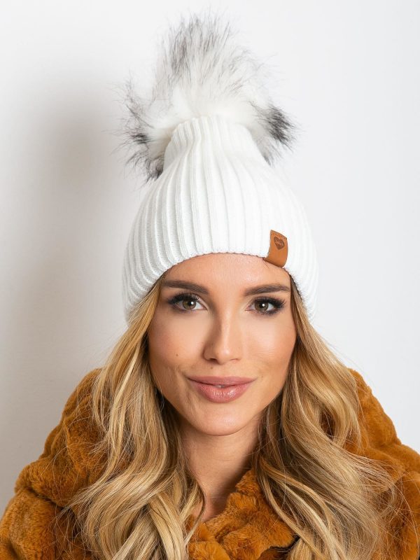 White cap with wool